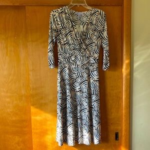 🆕 Nine & Co. Dress